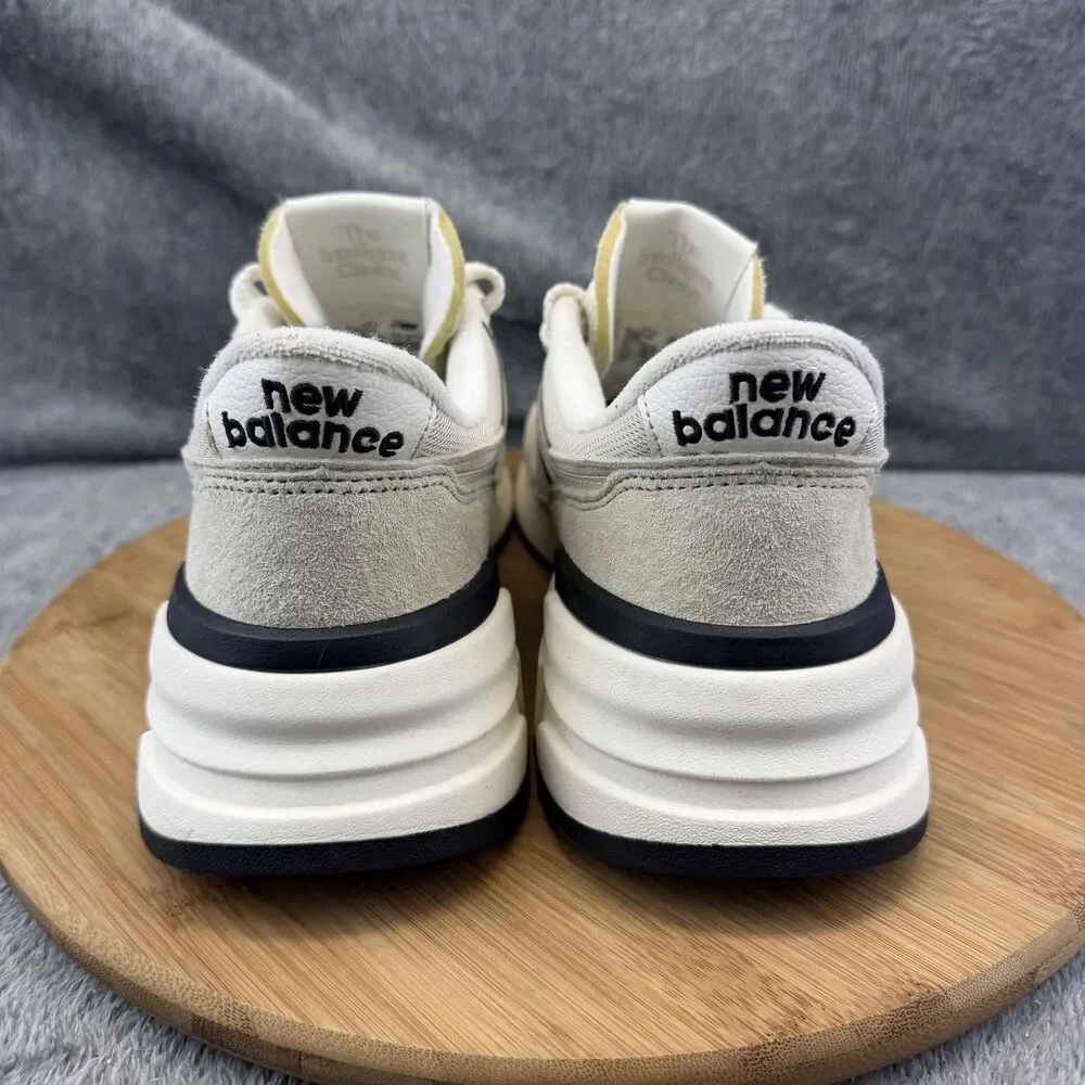 New Balance 997R Shoes Womens Size 9.5 D Beige Suede Comfort Sneakers U997RPCC